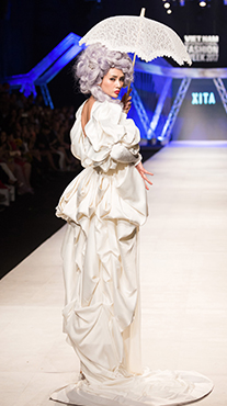 Runway - Fall Winter 2017 - Vanity Fair - XITABYKATYNGUYEN